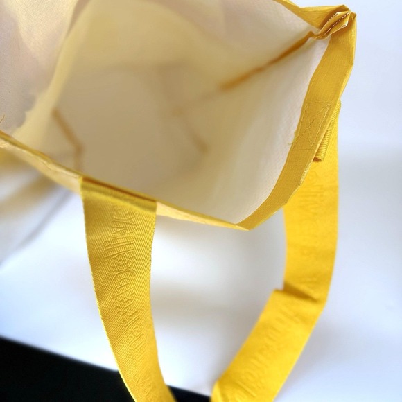 NYCC 2025 Walmart Exclusive Yellow Tote Bag w/ Blue Spark Charm Giveaway - Picture 5 of 8